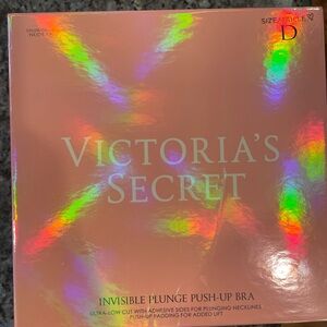 Victoria's Secret Nude Invisible Plunge Push-Up Bra